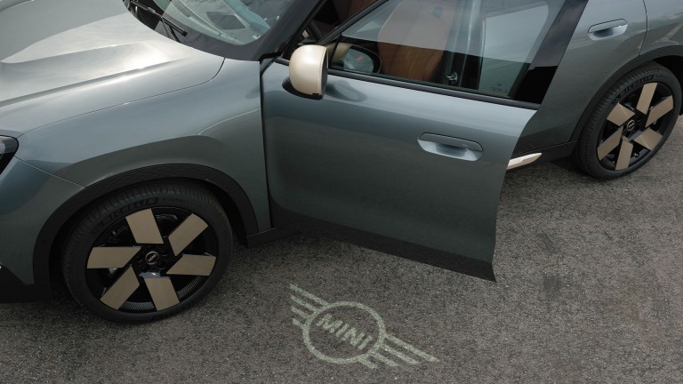 MINI all-electric Countryman - exterior - welcome light