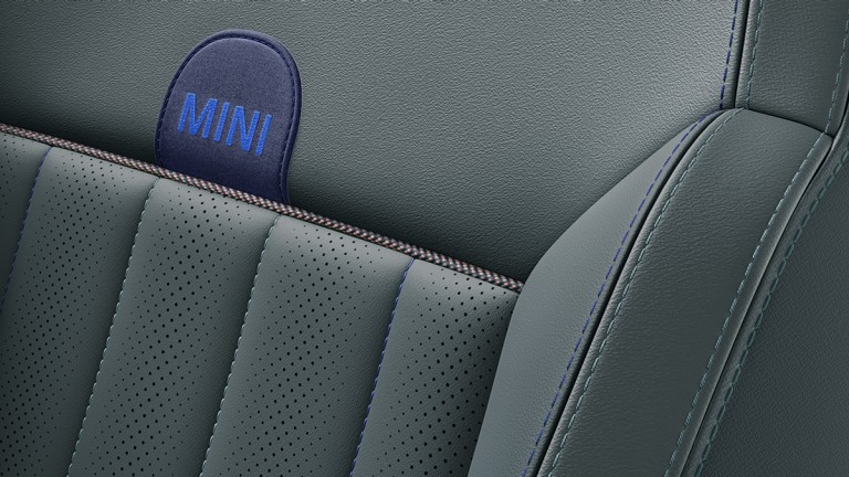 MINI Countryman - gallery interior - 03